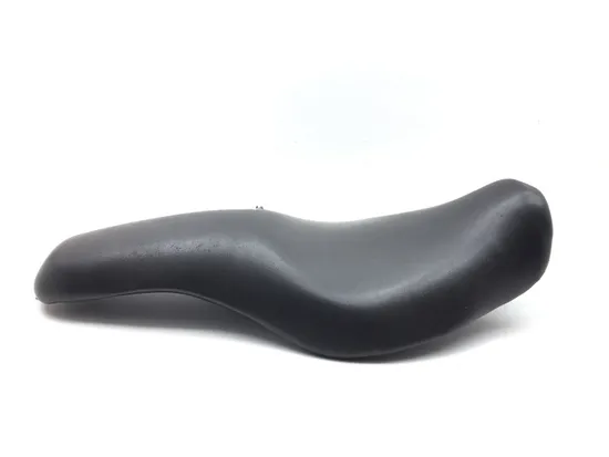 Seat 2004 Harley-Davidson Sportster 883 Custom XL883C 2883A x