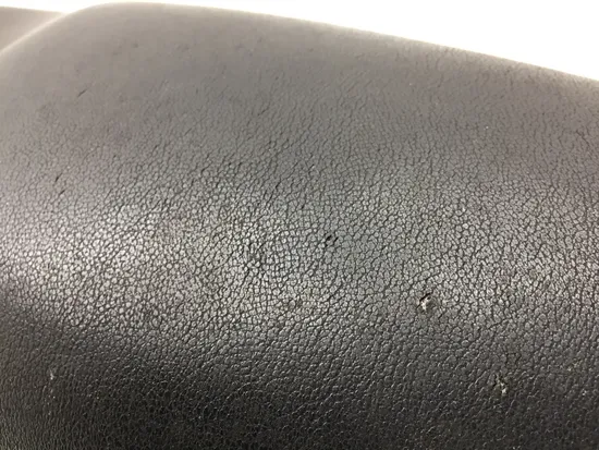 Seat 2004 Harley-Davidson Sportster 883 Custom XL883C 2883A x