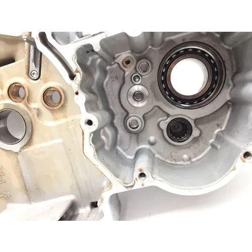 Engine Left Right Center Cases 2016 Harley Sportster 883 Super Low XL883L 2884A 13