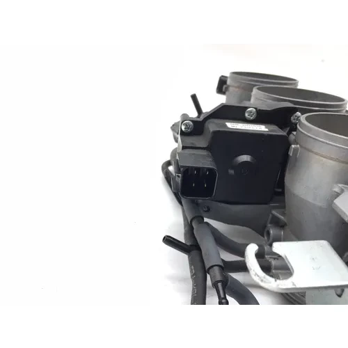 Throttle Body with Injectors 2018 Kawasaki Ninja ZX6R ZX636 ABS KRT 2898A 11
