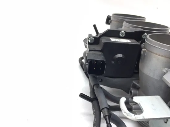 Throttle Body with Injectors 2018 Kawasaki Ninja ZX6R ZX636 ABS KRT 2898A