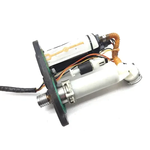 Gas Fuel Tank Pump 2012 Harley-Davidson Sportster 1200 Nightster XL1200N 2899A 13