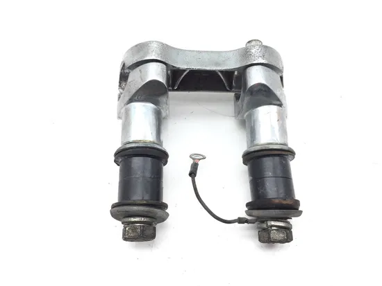 Handle Bar Mounts Risers 2005 Harley-Davidson Softail Deluxe EFI FLSTNI 2878A x