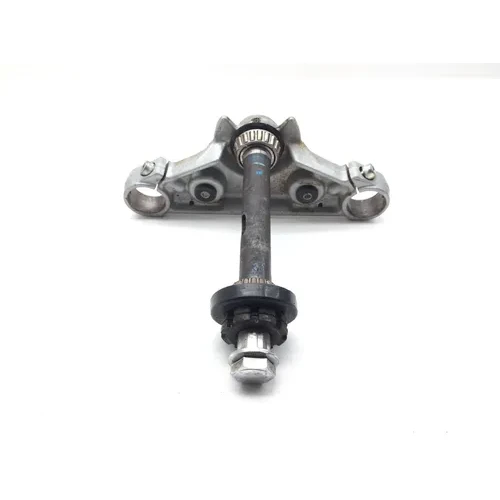 Lower Triple Tree Bottom Fork 1996 Kawasaki Vulcan 1500 VN1500D Classic 2891A x 11