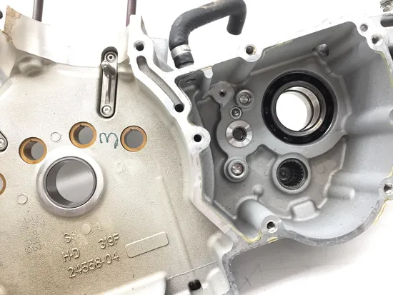 Engine Left Right Center Cases 2004 Harley-Davidson Sportster 883 XL883 2887A