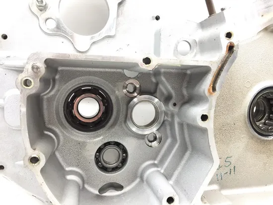 Engine Left Right Center Cases 2004 Harley-Davidson Sportster 883 XL883 2887A