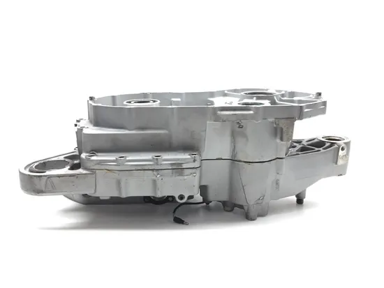 Engine Left Right Center Cases 2004 Harley-Davidson Sportster 883 XL883 2887A