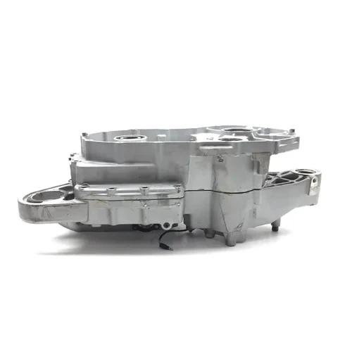 Engine Left Right Center Cases 2004 Harley-Davidson Sportster 883 XL883 2887A 7