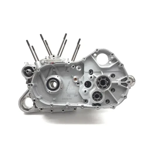 Engine Left Right Center Cases 2004 Harley-Davidson Sportster 883 XL883 2887A 5