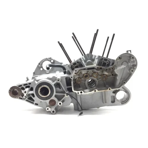Engine Left Right Center Cases 2004 Harley-Davidson Sportster 883 XL883 2887A 3