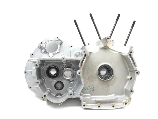 Engine Left Right Center Cases 2004 Harley-Davidson Sportster 883 XL883 2887A