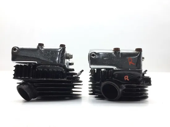 Front Rear Cylinder Head Set 1977 Harley-Davidson Sportster 1000 XLH 2897A x