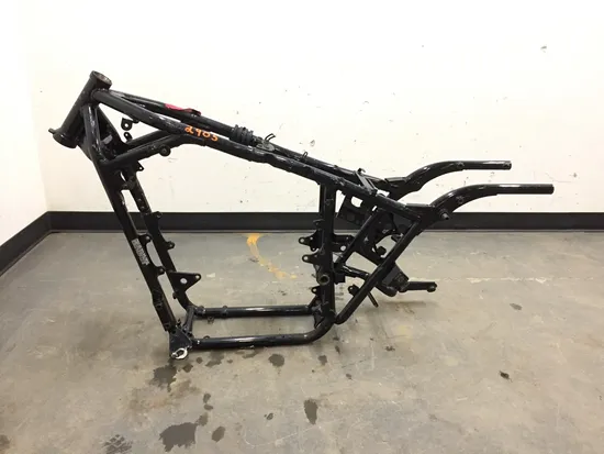 Main Frame Chassis 1998 Suzuki Marauder 800 VZ800 2905A