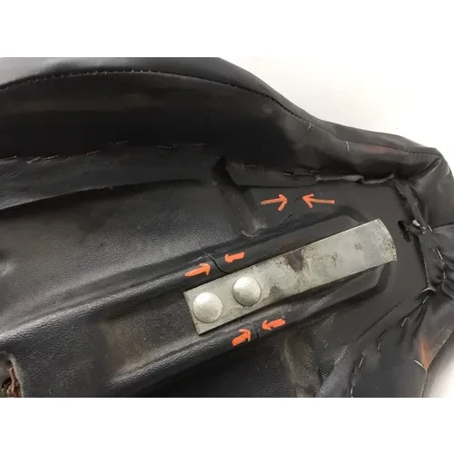 Seat 2000 Harley-Davidson Electra Glide Ultra Classic EFI FLHTCUI 2913A x 22