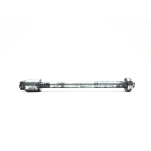 Rear Wheel Axle 1998 Suzuki Marauder 800 VZ800 2905A 3