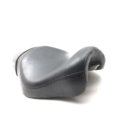 Seat 2006 Harley-Davidson Sportster 1200 Custom XL1200C 2915A x 13