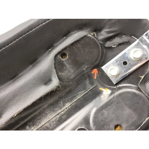 Seat 2009 Harley-Davidson Dyna Low Rider FXDL 2914A x 17