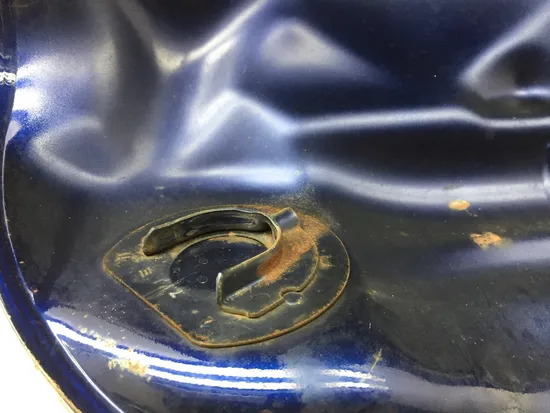 Gas Tank Fuel Petrol 2008 Suzuki Boulevard C50 2909A x 9