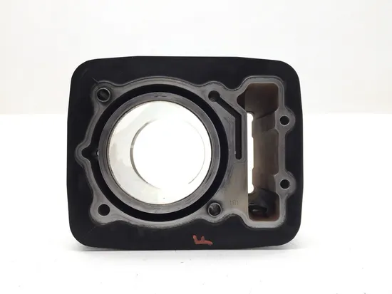 Engine Cylinder Jug W Piston Front 2000 Victory V92C 2907A x