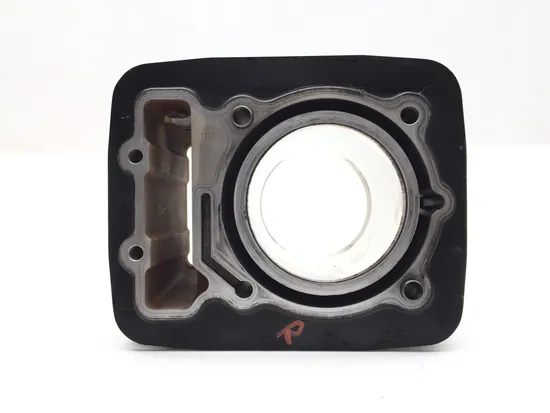 Engine Cylinder Jug W Piston Rear 2000 Victory V92C 2907A x