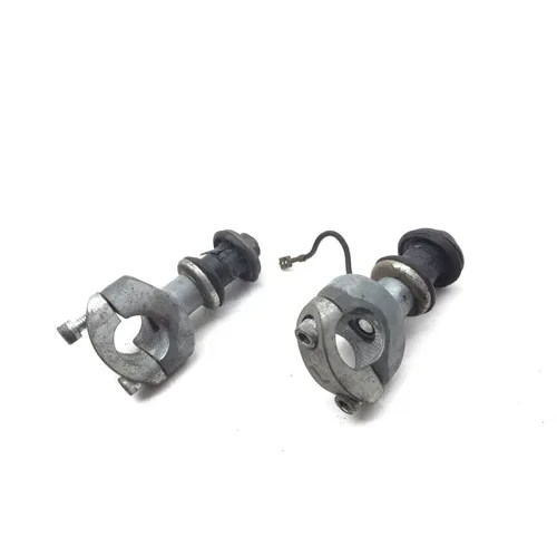 Handle Bar Mount Clamps 1992 Harley-Davidson Electra Glide Classic FLHTC 2911A 10