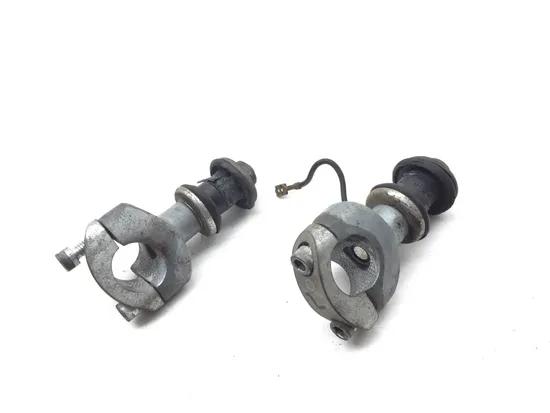 Handle Bar Mount Clamps 1992 Harley-Davidson Electra Glide Classic FLHTC 2911A