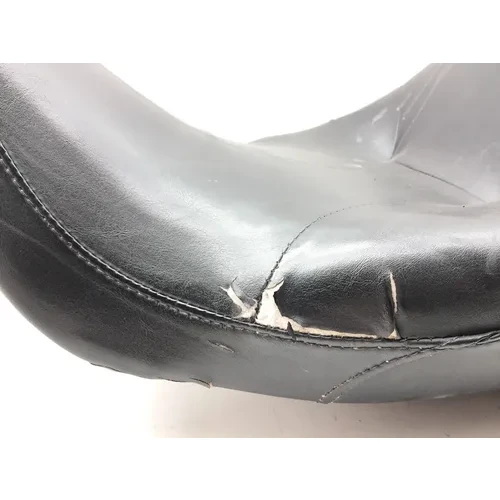 Seat 2005 Harley-Davidson Electra Glide EFI FLHTI 2922A x 5