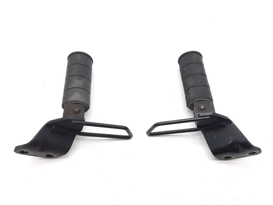 Left Right Set Passenger Peg Bracket 2006 Suzuki Boulevard C50 Black 2908A x