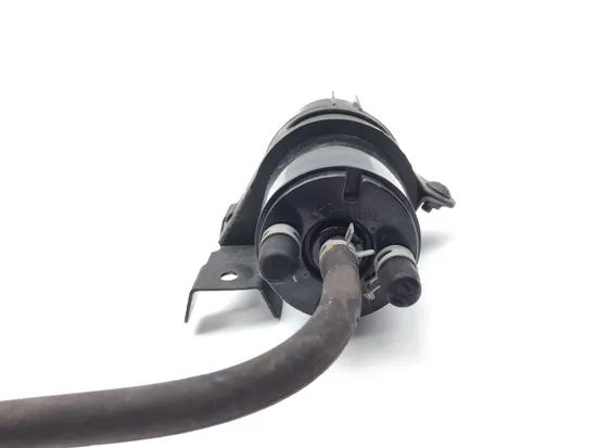 Air Canister 2005 Suzuki Boulevard C90 2906A