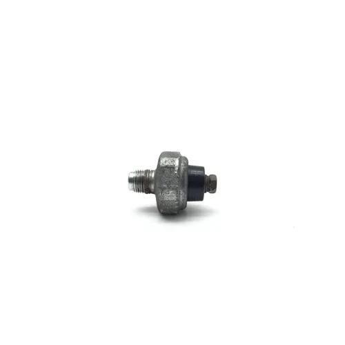 Oil Sending Unit 2004 Suzuki GSXR750 2931A 7
