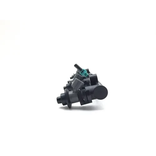 Engine Fuel Priming Rail 2008 Honda CBR1000RR 2932A 7