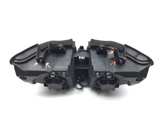 Headlight Front Headlamp 2008 Honda CBR1000RR 2932A x