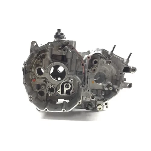 Upper Lower Center Cases Case 2012 Suzuki Hayabusa GSX1300R 2933A 5