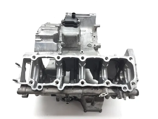 Upper Lower Center Cases Case 2012 Suzuki Hayabusa GSX1300R 2933A