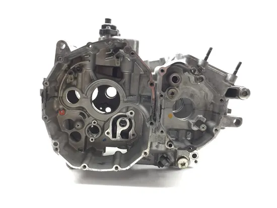 Upper Lower Center Cases Case 2012 Suzuki Hayabusa GSX1300R 2933A