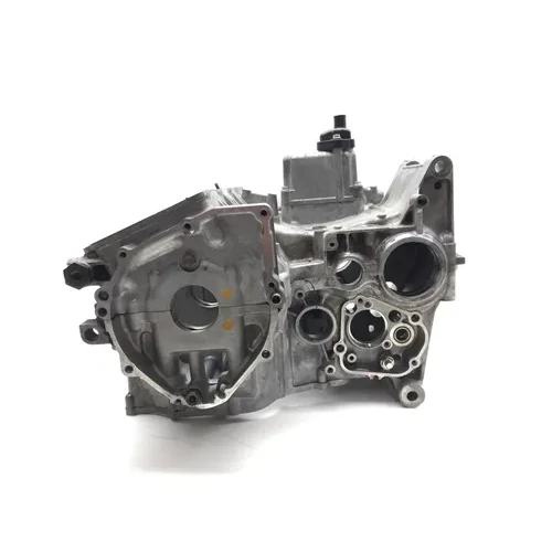 Upper Lower Center Cases Case 2012 Suzuki Hayabusa GSX1300R 2933A 9