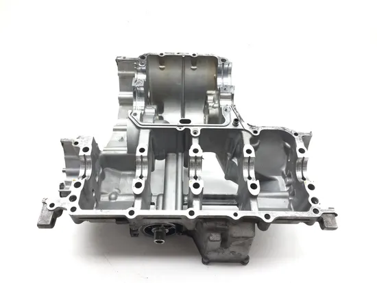 Upper Lower Center Cases Case 2012 Suzuki Hayabusa GSX1300R 2933A