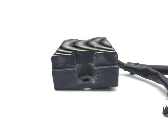 Ignition Voltage Regulator 2004 Harley-Davidson Sportster 883 Custom 2929A x