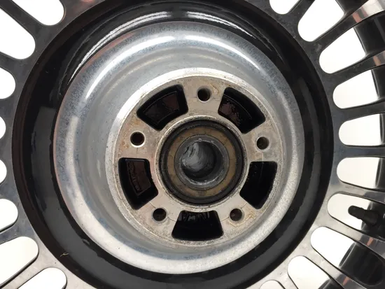 Front Wheel Rim Mag 2012 Harley-Davidson Electra Glide Ultra Limited FLHTK 2950A