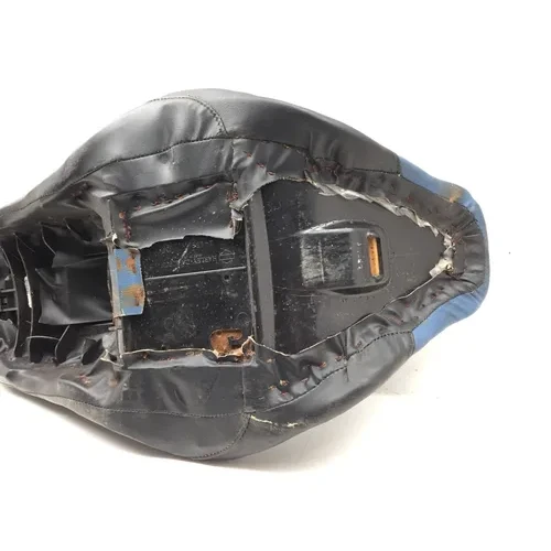 Seat 2012 Harley-Davidson Electra Glide Ultra Limited FLHTK 2950A 18