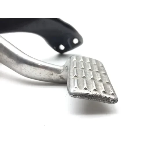 Right Mid Control 2012 Harley-Davidson Sportster 883 Super Low XL883L 2928A x 5
