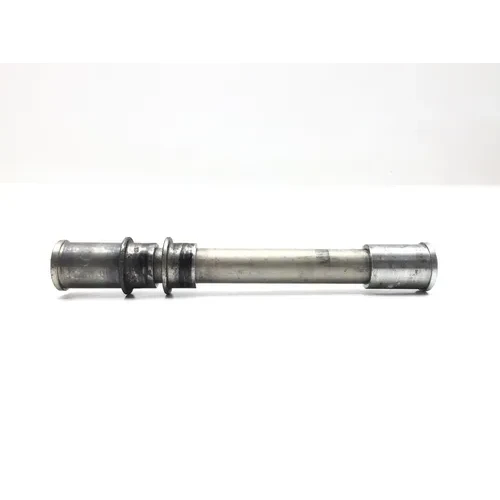 Front Wheel Axle 2008 Kawasaki ZZR600 2946A 3