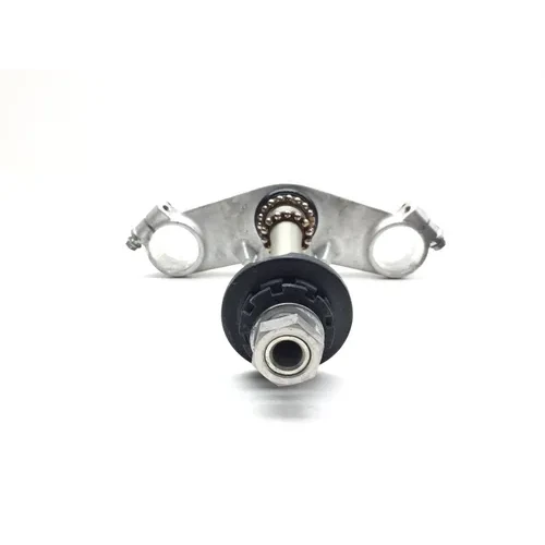 Lower Triple Tree Bottom Fork Clamp Shaft 2008 Kawasaki ZZR600 2946A 7