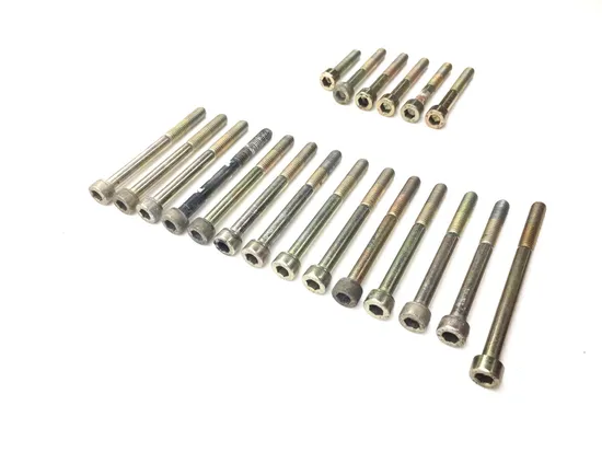 Engine Left Right Center Case Bolts 2009 Can-Am Spyder GS Roadster SE5 2885A