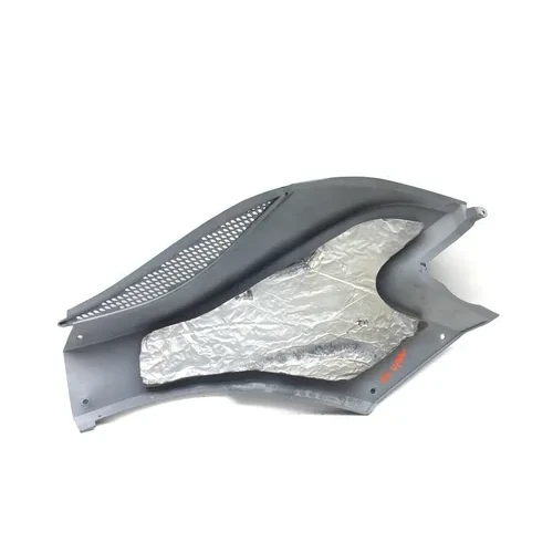 Right Side Mid Upper Fairing Cover 2009 Can-Am Spyder GS Roadster SE5 2885A x 18