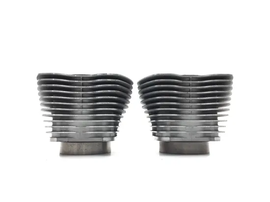 Front Rear Cylinder Jugs w Pistons 2007 Harley Softail Standard FXST 2964A