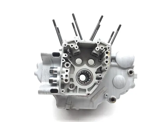 Engine Left Right Center Cases 2007 Harley-Davidson Softail Standard FXST 2964A