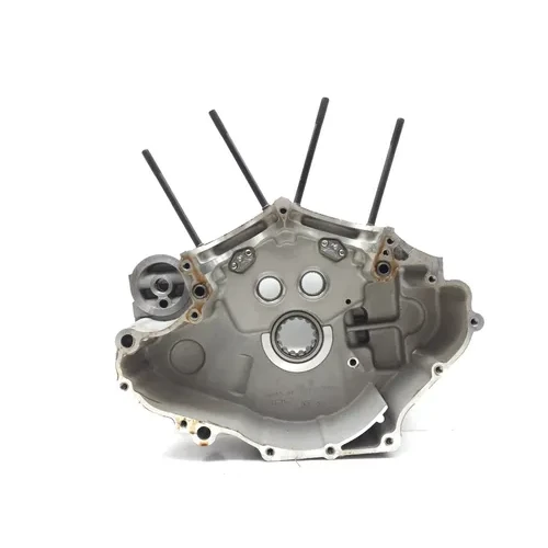 Engine Left Right Center Cases 2007 Harley-Davidson Softail Standard FXST 2964A 19