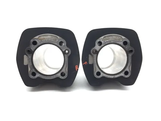 Front Rear Cylinder Jugs w Pistons 2006 Harley-Davidson Street Glide FLHXI 2972A