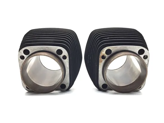 Front Rear Cylinder Jugs w Pistons 2006 Harley-Davidson Street Glide FLHXI 2972A